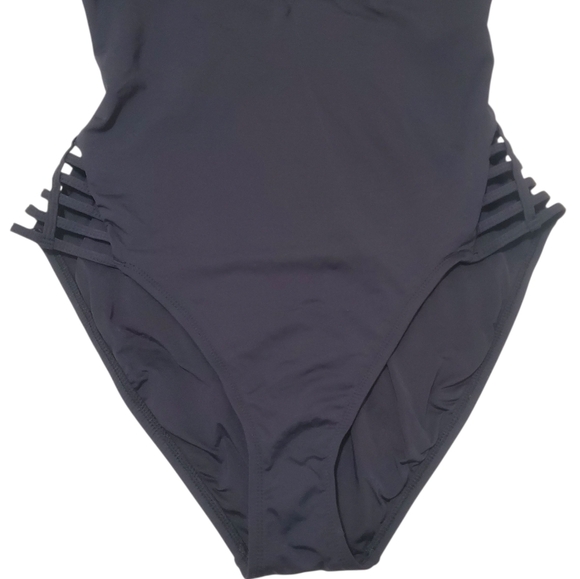 La Blanca Black One Piece Swimsuit Cutout Black 10 Bathing Suit Sexy - Picture 7 of 16
